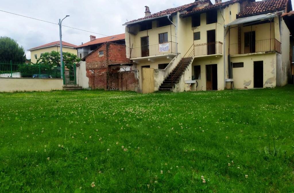 Grosso – Via Alfonso Brachet 12 – Casale – €39.000